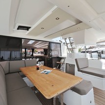 Fountaine Pajot Astréa 42