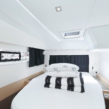 Fountaine Pajot Astréa 42