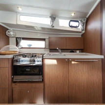 Beneteau Oceanis 38.1