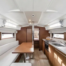 Beneteau Oceanis 38.1