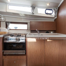 Beneteau Oceanis 38.1