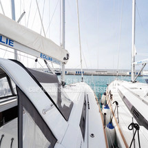 Beneteau Oceanis 38.1
