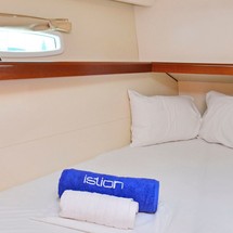 Beneteau Oceanis 43
