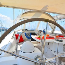 Beneteau Oceanis 43