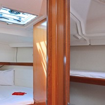 Beneteau Oceanis 43