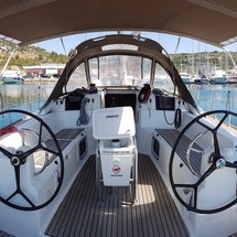 Jeanneau Sun Odyssey 379