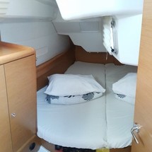 Jeanneau Sun Odyssey 379