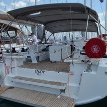 Beneteau Oceanis 51.1