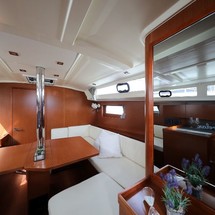 Beneteau Oceanis 41.1