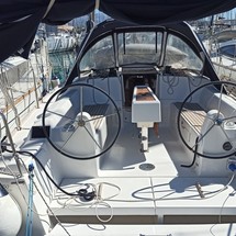 Dufour 350