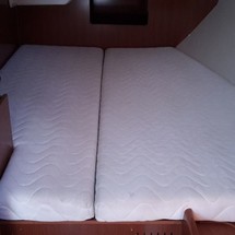 Beneteau Oceanis 37