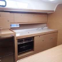 Dufour 382