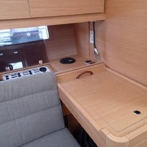 Dufour 382