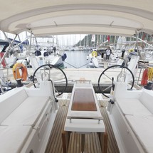 Beneteau Oceanis 35