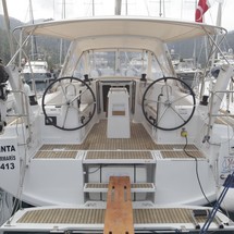 Beneteau Oceanis 35