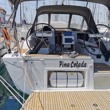 Dufour 360