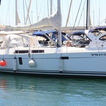 Hanse 445