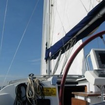 Beneteau Oceanis 37