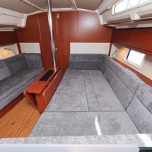 Hanse 388