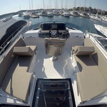 Galeon 430 Skydeck