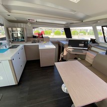 Fountaine Pajot Astréa 42