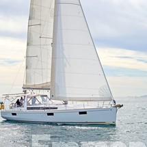 Beneteau Oceanis 48