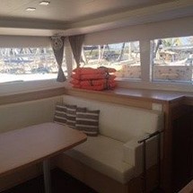 Lagoon 450 F