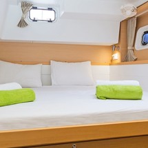 Lagoon 39