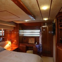 Ferretti 80