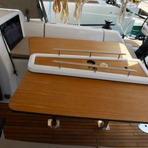 Dufour 360