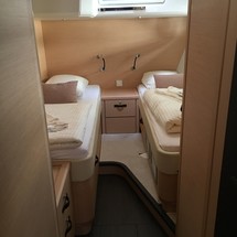 Jeanneau 64