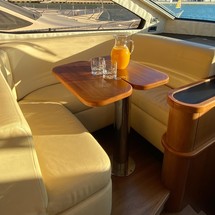 Sunseeker 82 Yacht