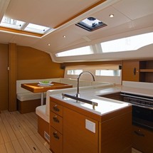Jeanneau 51