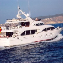 Benetti 100