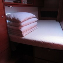 Dufour 560