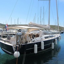 Dufour 560