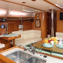 Jeanneau Sun Odyssey 43