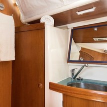 Jeanneau Sun Odyssey 43