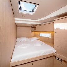 Beneteau Oceanis 51.1