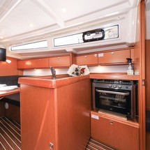 Bavaria CRUISER 34