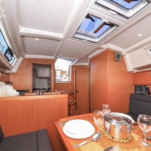 Bavaria CRUISER 34