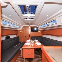 Bavaria CRUISER 34