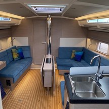 Hanse 418