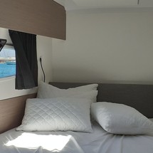 Fountaine Pajot Astréa 42