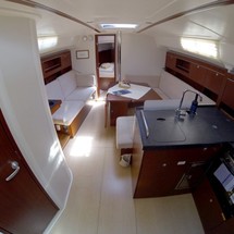 Hanse 385