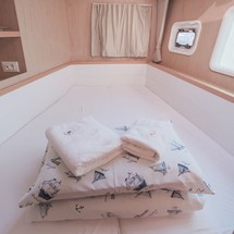Lagoon 39