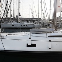 Beneteau Oceanis 51.1