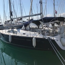 Beneteau Oceanis 43