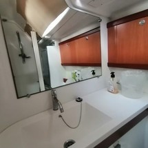 Beneteau Oceanis 46