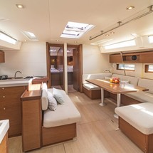 Beneteau Oceanis 51.1